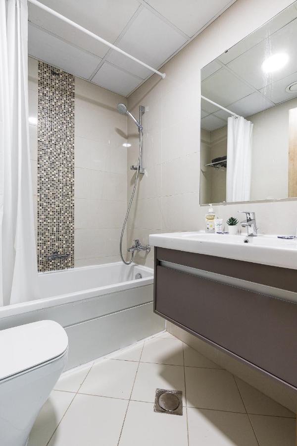 Lovely Unit With Marina View Villa Dubai Exterior foto